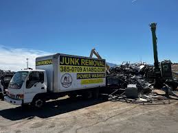 Best Retail Junk Removal  in Gonzalez, FL